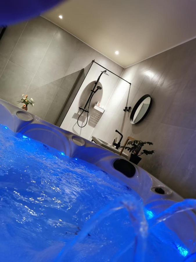 Appartement Mica Beauty & Wellness Center à Tamise Extérieur photo